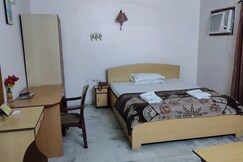 Hotel City centre (Pure Veg)