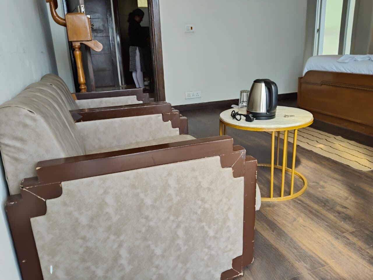 Luxury 4 bedroom Villa CHAIL Shimla - Tap to explore photos