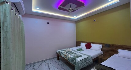 Manoj Homestay Room Type - Deluxe AC room 03