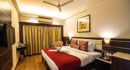 Hotel Surya Royal Room Type - Suite Room with complimentary Mocktail or Soup