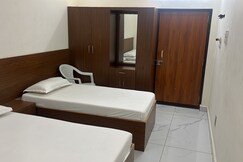 SVR GUEST HOUSE PUTTAPARTHI