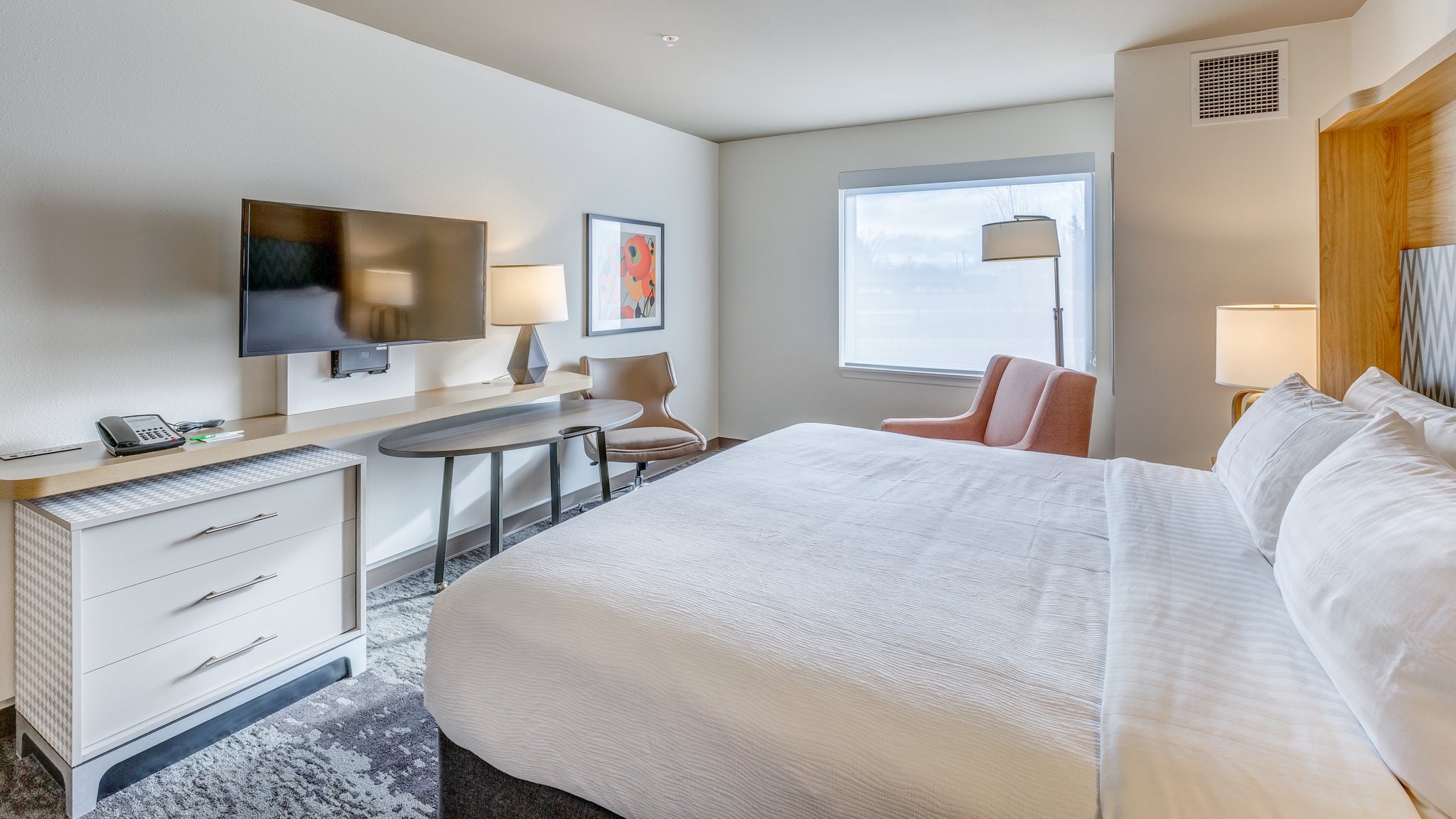 Holiday Inn Hotel & Suites Bellingham, an Ihg Hotel - Tap to explore photos
