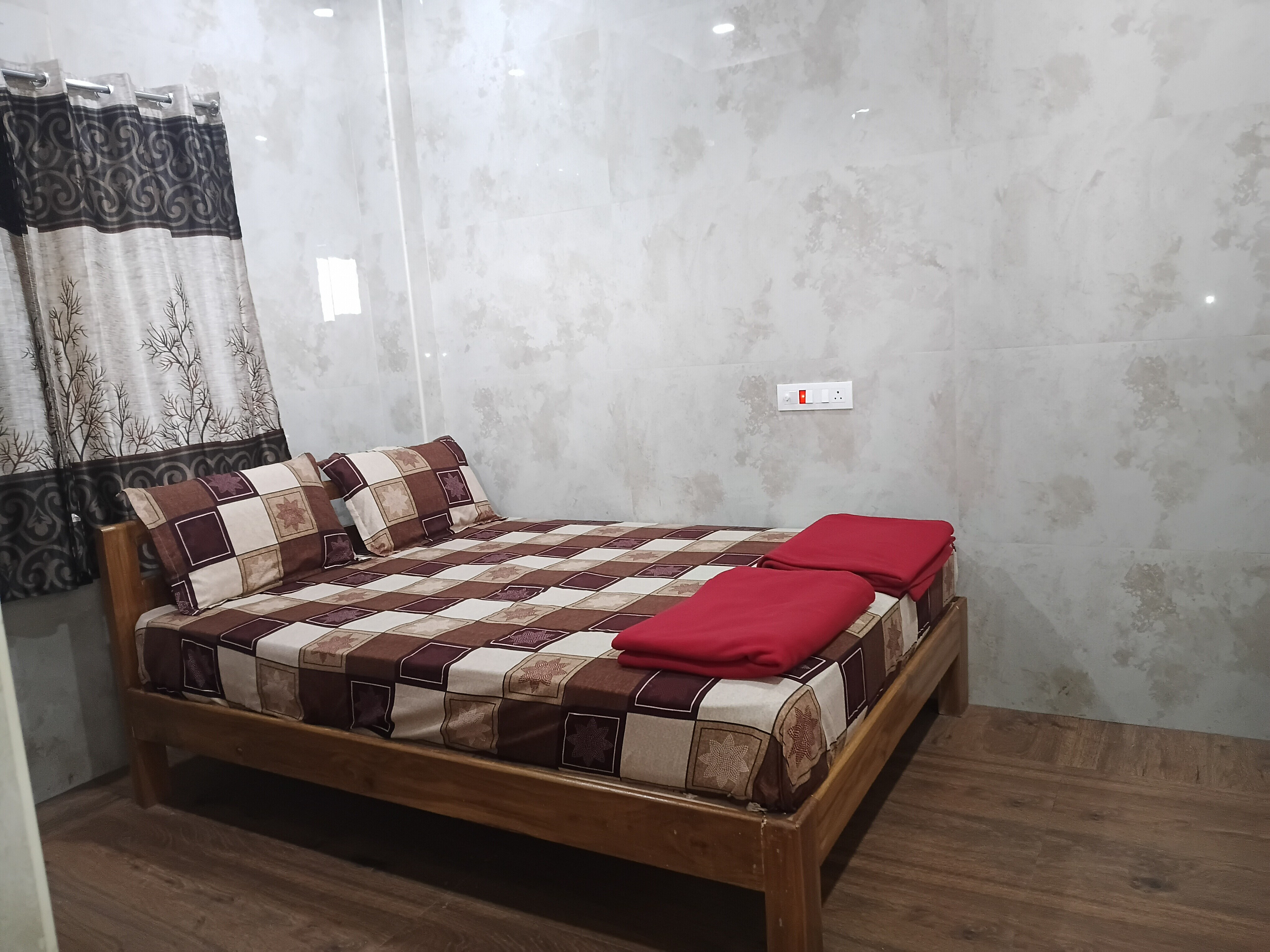 Arulrayaresidency - Tap to explore photos
