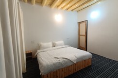 Ud's homestay