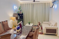 ShreeRadhaKunj Spacious and Luxury 2BHK HomeStay in Vrindavan