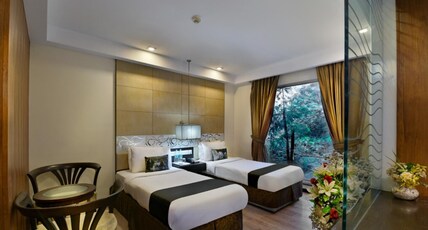 Imperial Villa By Hotel GreySky South Delhi Room Type - Luxury Twin Bedroom with City View & Bathtub by Greysky Group Imperial Villa By Hotel GreySky South Delhi Room Type - Luxury Twin Bedroom with City View & Bathtub by Greysky Group