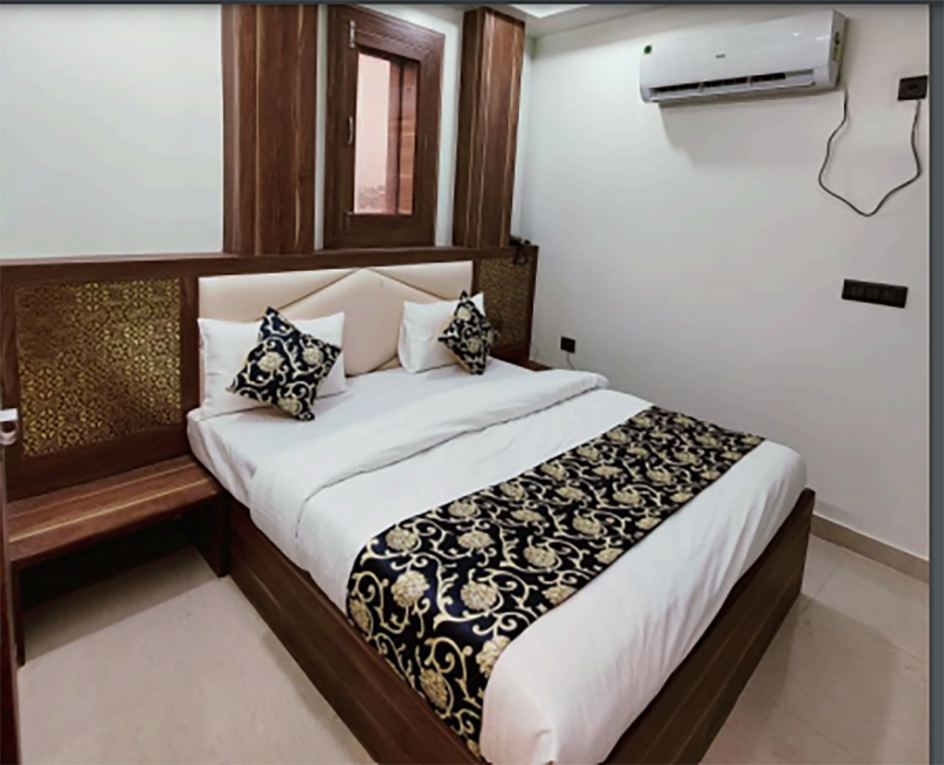 Hotel Royal Vrindavan - Tap to explore photos