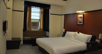 Hotel Krishna Sagar NH24 Room Type - Super Deluxe Room