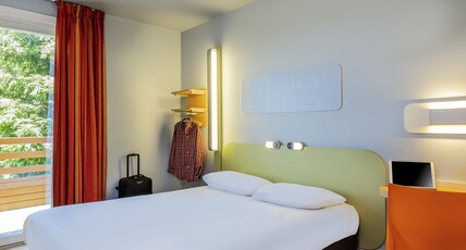 ibis budget Limoges Nord Room Type - Double Room with a large bed for 2 people