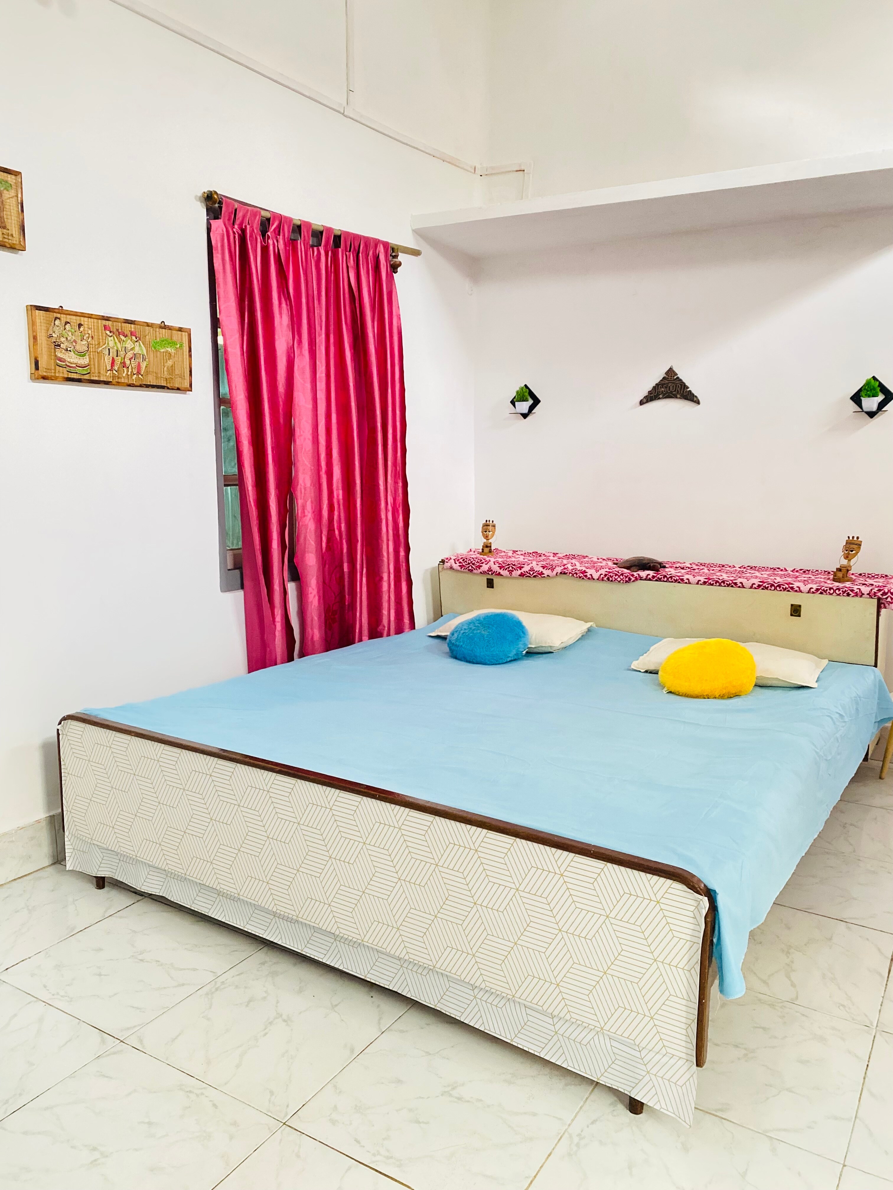 Shivalaya Homestay - Tap to explore photos