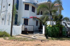 Bliss-family Homestay