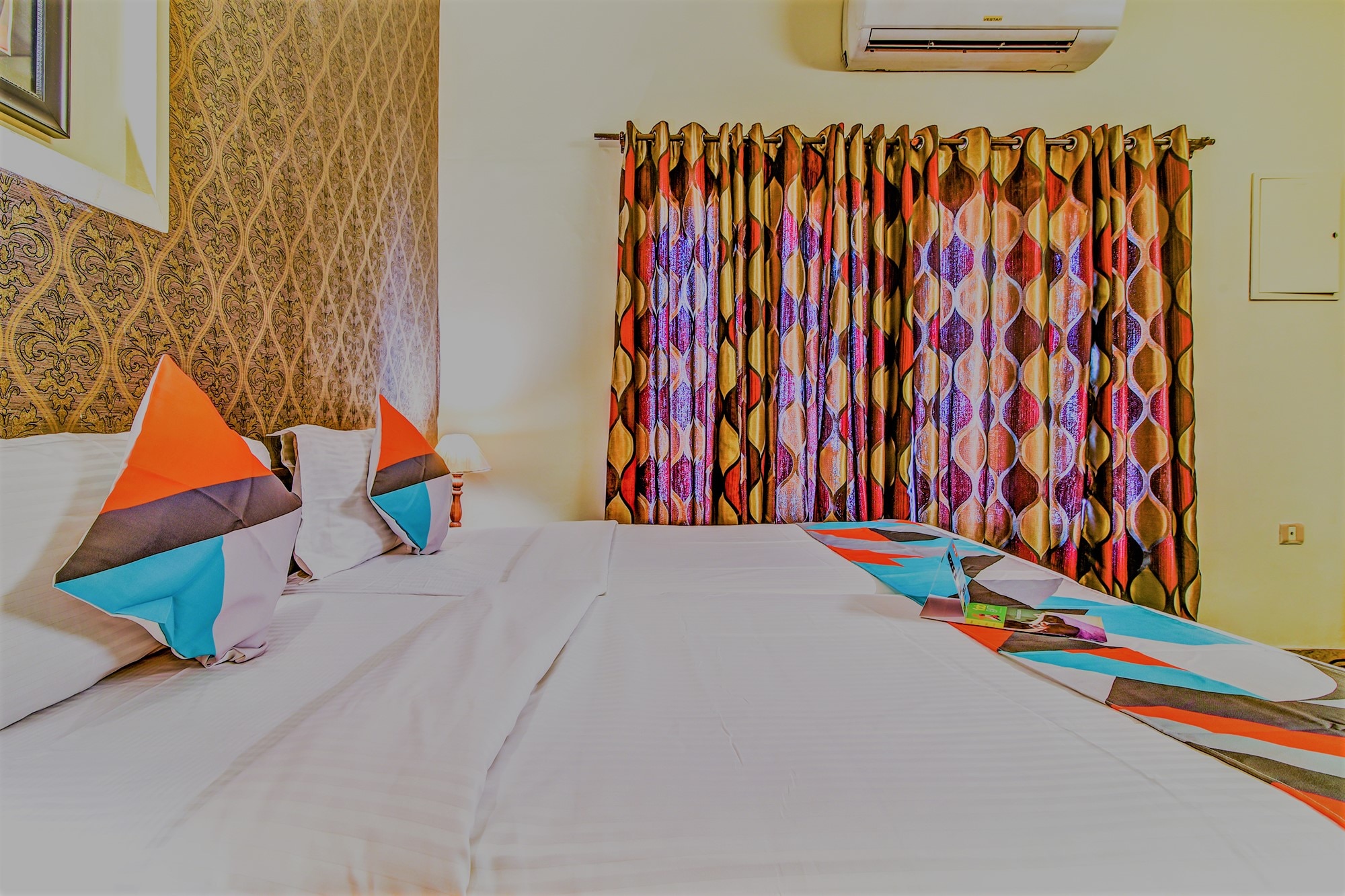 FabHotel Nestlay Rooms - Tap to explore photos