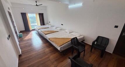 Vagamon hill Casa holiday home Room Type - Superior Family Group Room