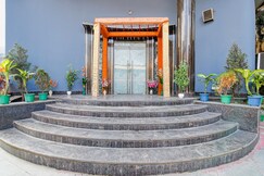 Aqua Villa Resort