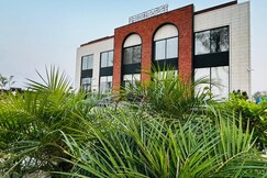 Hotel Virasat