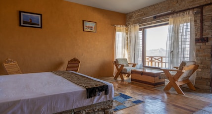 BluSalzz Homes - The Himalayan  Bungalow, Almora - Uttarakhand Room Type - Himalaya Room