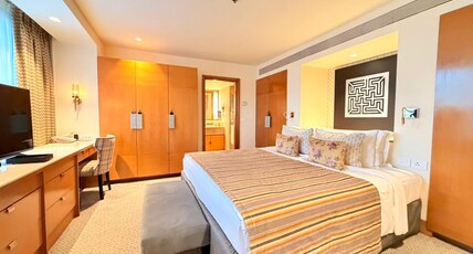 Taj Wellington Mews, Mumbai Room Type - Three Bedroom Apartment Sea View