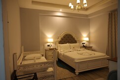 Tuli Grand Imperial