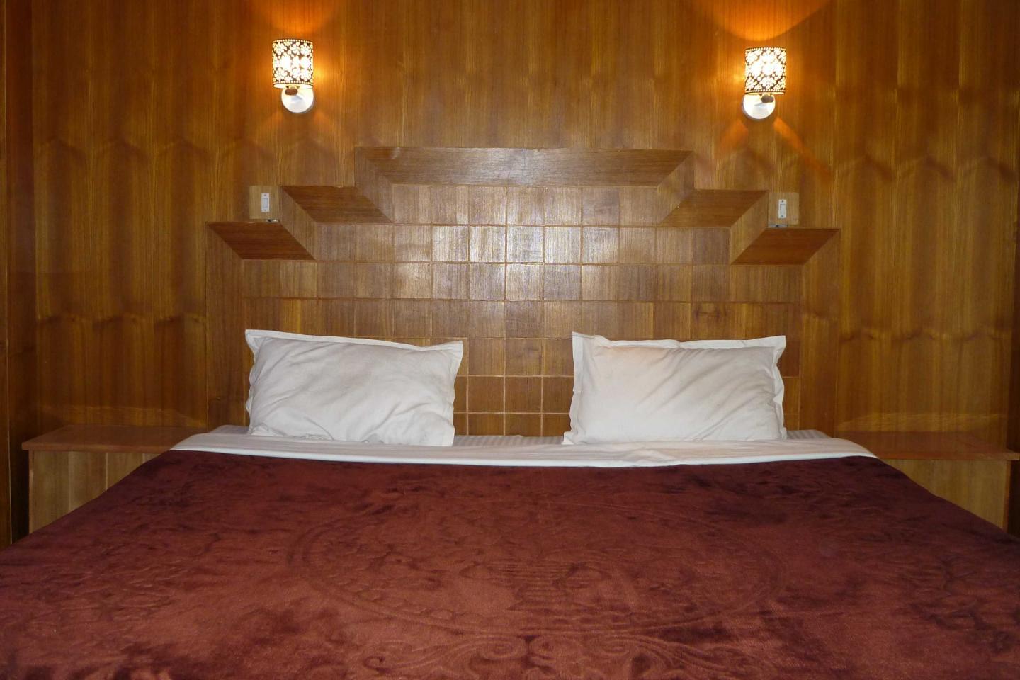 Hotel Himgiri - Tap to explore photos