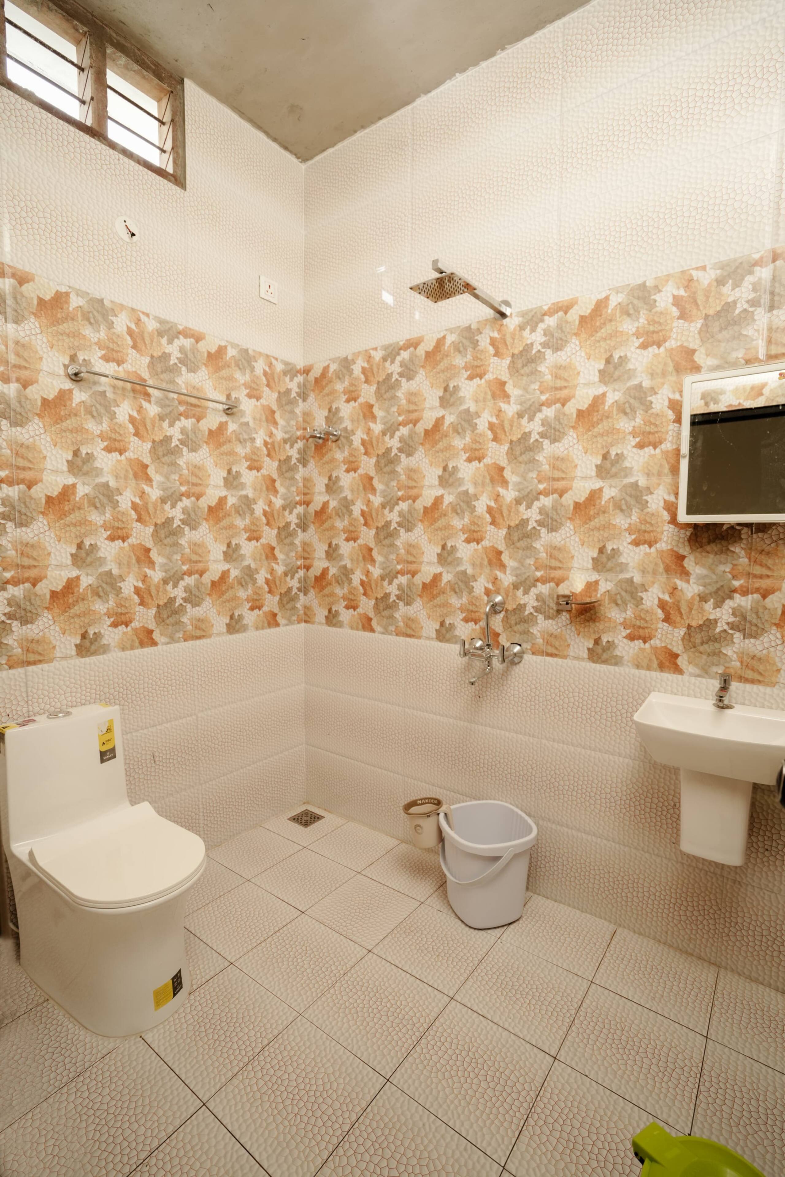 6BHK no more who's sleeping where drama - Tap to explore photos