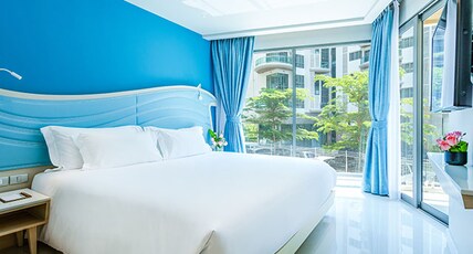 Centara Sonrisa Residences and Suites Sriracha Room Type - Deluxe King