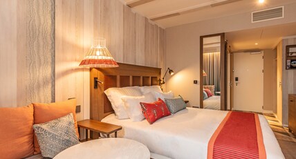 Hotel Indigo TURKS & CAICOS GRACE BAY by IHG Room Type - 1 King Standard Balcony
