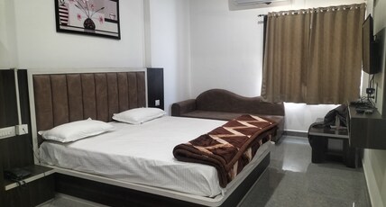 Hotel Mahaveer palace Room Type - Super deluxe room
