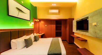 State Lodge Room Type - Deluxe Double AC