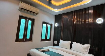 udgam hotel bhawarvillas Room Type - Deluxe room
