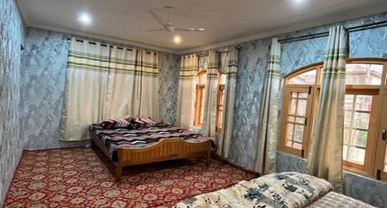 Peace Nest Homestay Room Type - Deluxe room