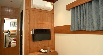 SUCHIETA INN HOTEL AND LODGING Room Type - Standard Double Room