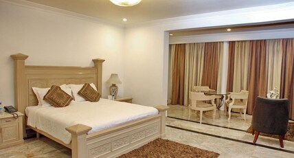 Hotel Diplomat @ Chanakyapuri Room Type - Suite Room