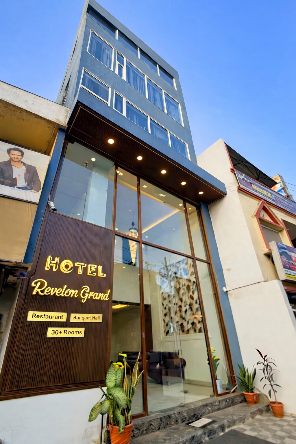 Revelon Grand Hotel - Tap to explore photos