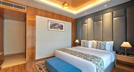 WelcomHeritage Natraj Room Type - Luxury Suite with Balcony