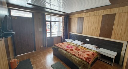 Nar Narayan Guest House Room Type - Deluxe King Room (2 Bed)