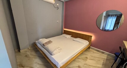 River View Homestay Room Type - Basic Room