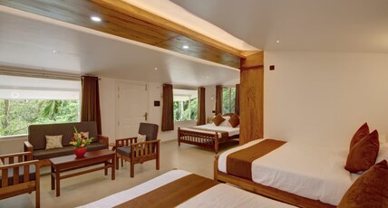 Thenmala Ecoresort Room Type - Premium Family Cottage