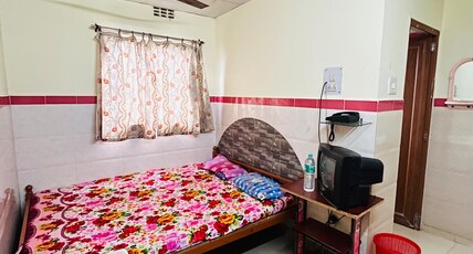 Bikash Lodge Room Type - Non AC double 321