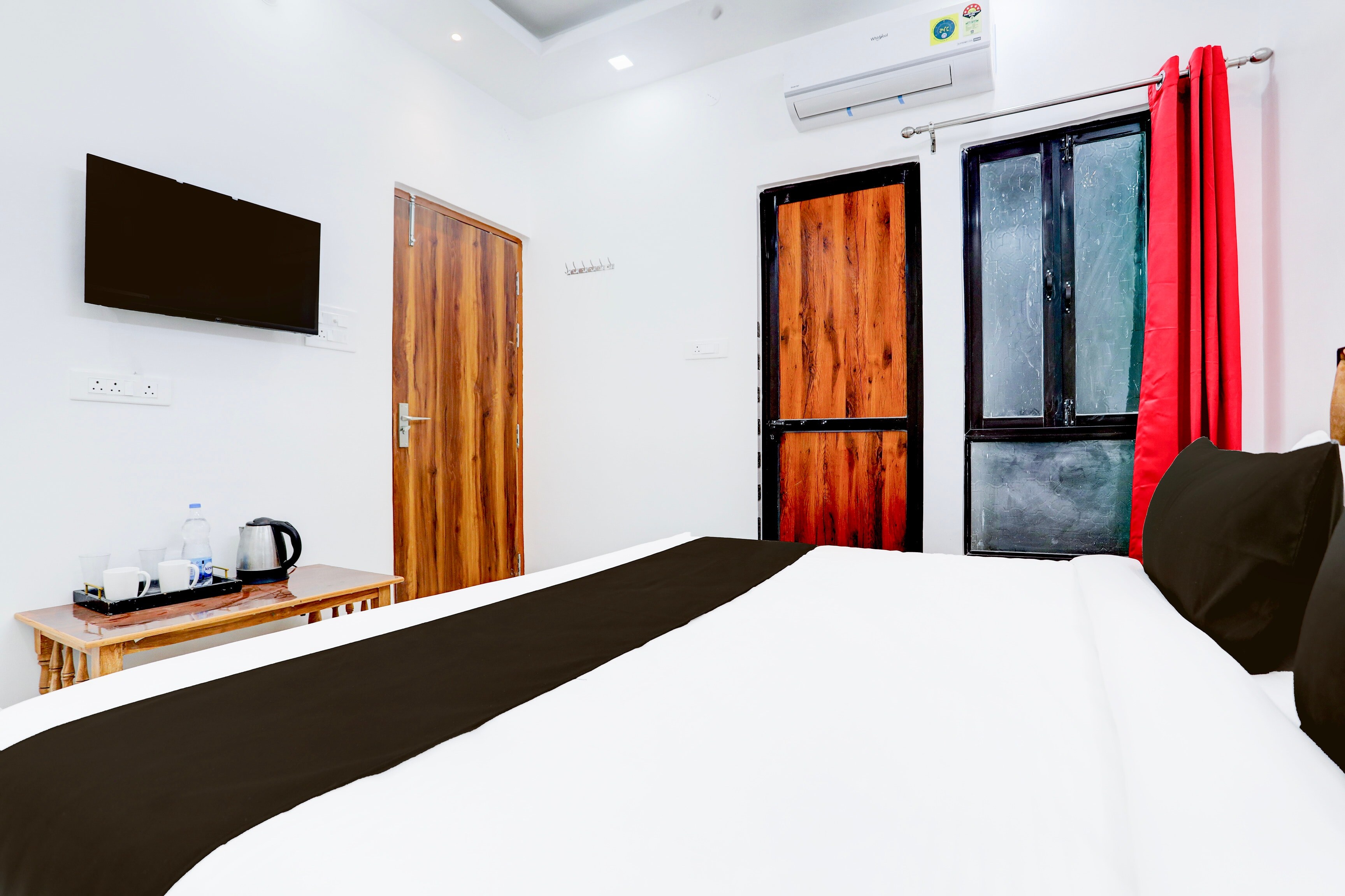 Hotel O by OYO Virat Inn - Tap to explore photos