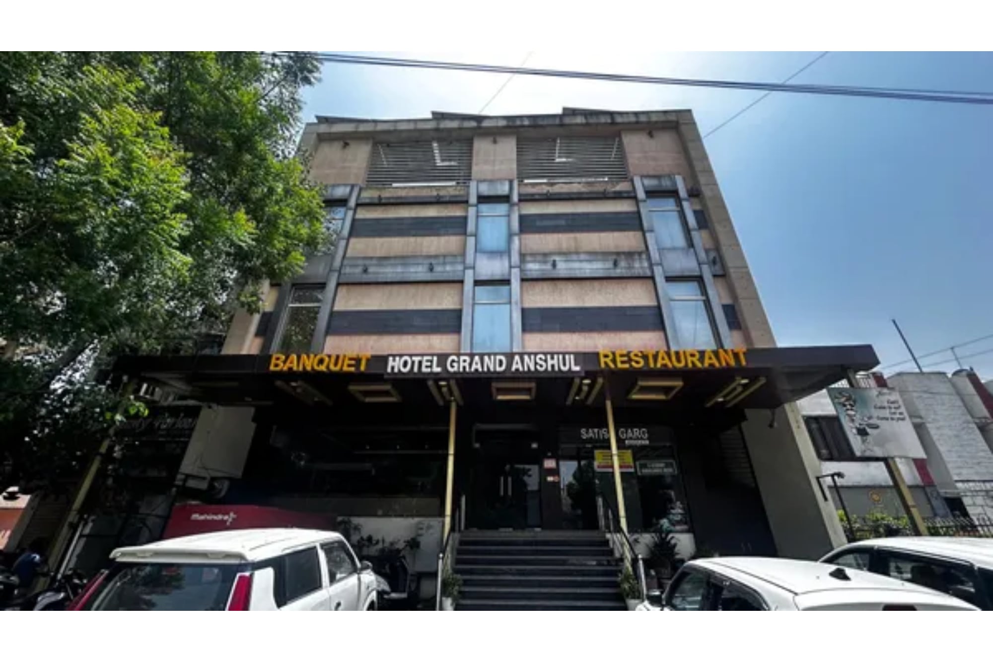 FabHotel Prime Grand Anshul - Tap to explore photos