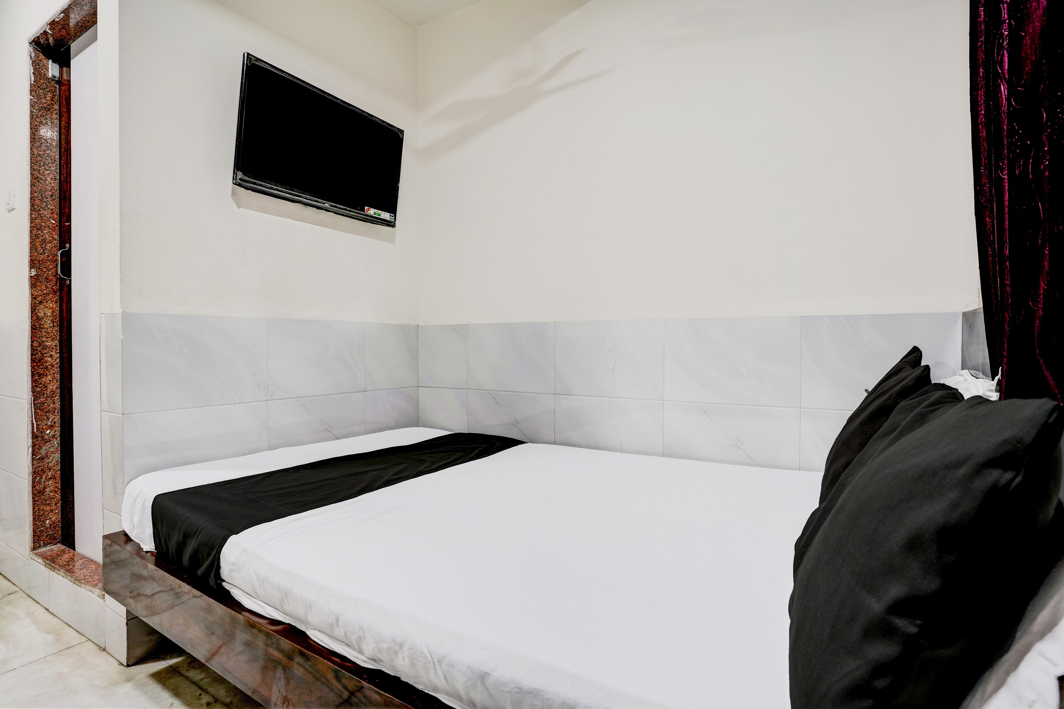 Hotel O Mood Lodging & Boarding - Tap to explore photos
