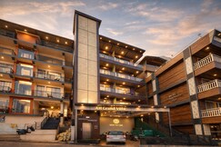 AH Grand Villa - Hotel Near Dalai Lama Temple