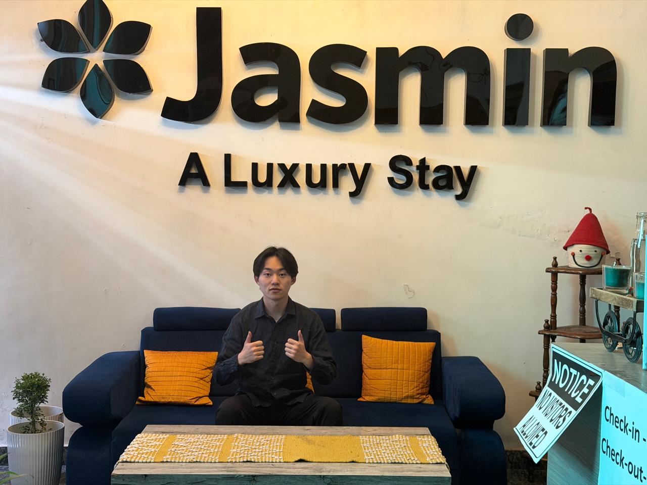 Jasmin - A Luxury Stay I 5 min from TajMahal - Tap to explore photos