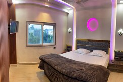 SHRI RADHEY KRISHNA HOME STAY