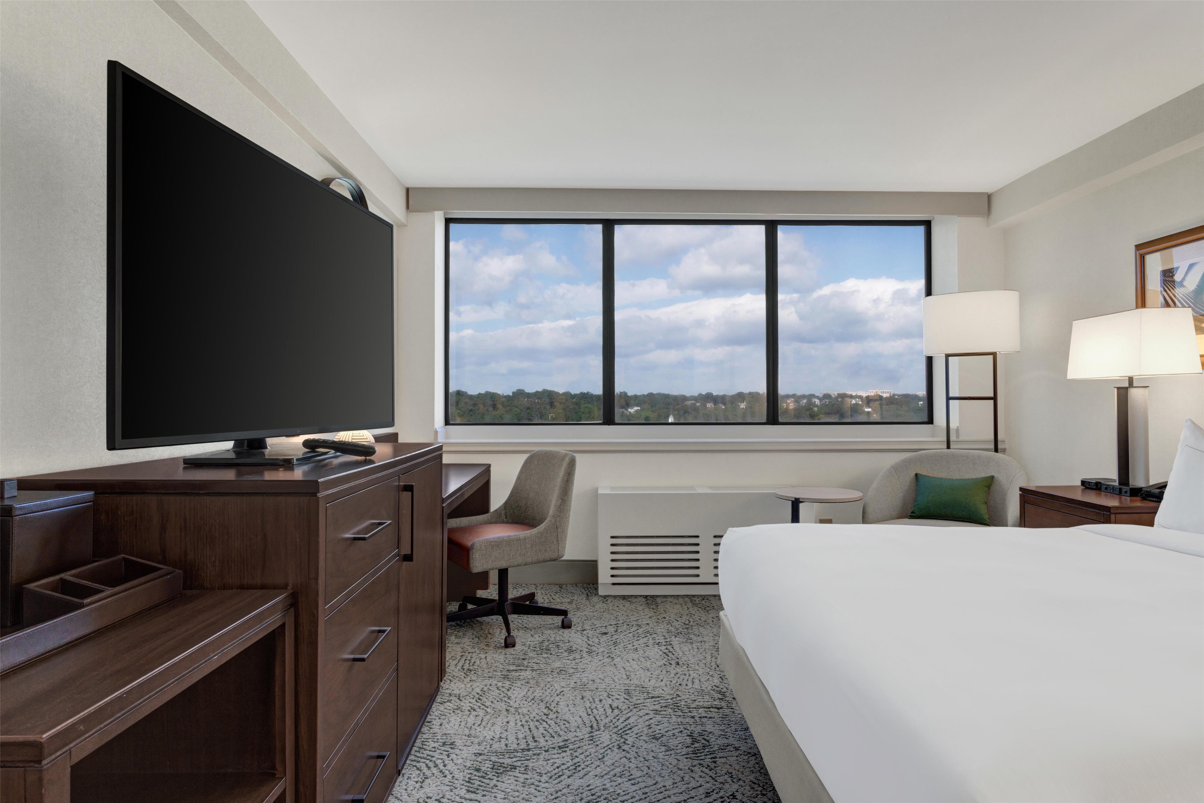 Hilton Arlington National Landing - Tap to explore photos
