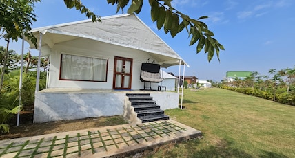 SN Eco Resort And Waterpark Room Type - Medium Tent Cottage With Lake And Hill View SN Eco Resort And Waterpark Room Type - Medium Tent Cottage With Lake And Hill View