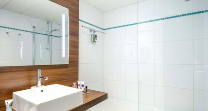 Mercure Hyeres Centre Hotel Room Type - Standard Room with 1 Double Bed