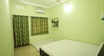 Shree Vinayak Guest house Room Type - Bedroom 1