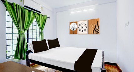 Hotel O A Star Lodge Room Type - Classic