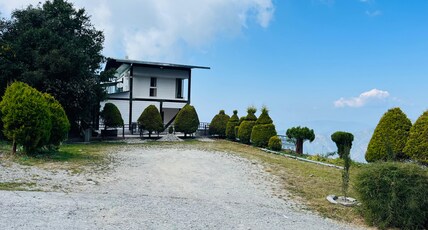 Foxoso Aamari Resort  A Luxury Retreat Room Type - 3 Bed Room Sky Villa